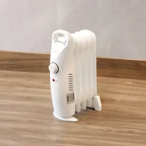 Geepas 5 Fin Oil Filled Radiator Heater for Instant Heating White