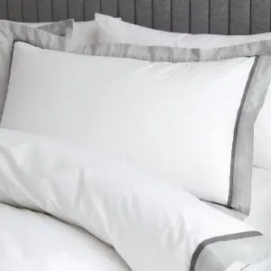 Bianca Mayfair 200 Thread Count Cotton Duvet Cover Set with Pillowcases White / Silver Grey