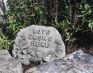 Stone Garden Sign"Love Grows Here"