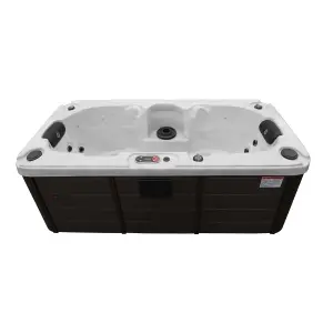 Canadian Spa Company Yukon UV Plug & Play 2 person Spa