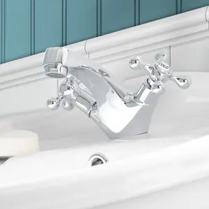 Trafford Victorian Bath Shower Mixer & Basin Mono Mixer Tap Chrome