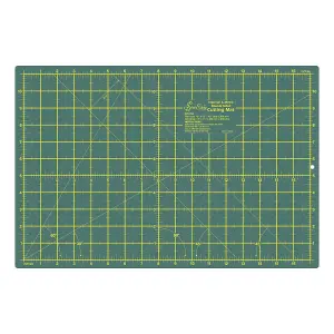 SE CUTTING MAT 45X30 - Cutting Mat: 45 x 30cm - Sew Easy