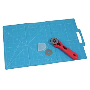 Folding Mat (30 x 45cm) with Rotary Cutter (45mm)