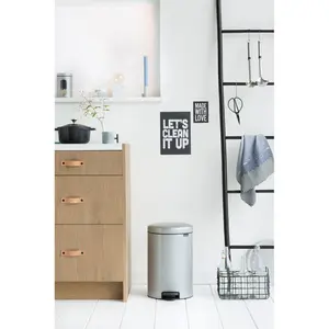 Brabantia NewIcon 20 Litre Soft Closing Pedal Bin Metallic Grey