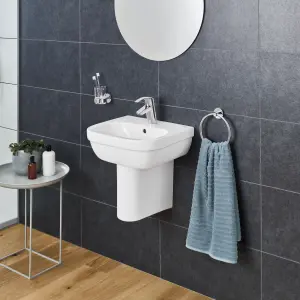 Grohe Euro Wall-mounted Semi pedestal (H)30cm (W)21cm