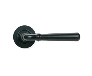 Matt Black Newbury Lever on Rose Set (Plain) - Unsprung