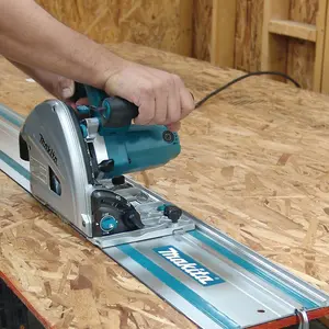 MAKITA SP6000J 240v Plunge saw 165mm blade