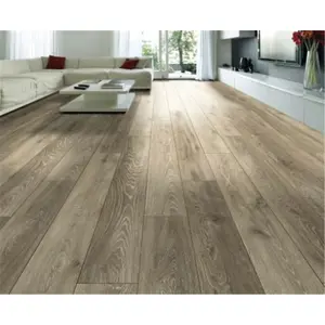 PACK OF 15 (Total 15 Units) - Brown Oak 8mm Thick Laminate Flooring (33.3m2 Coverage)