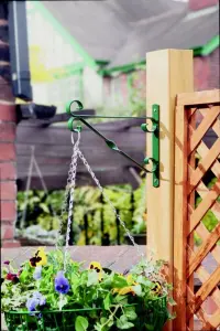 12 Inch Green Hanging Basket Bracket