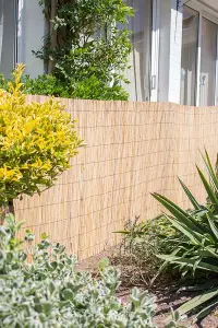 Primrose Thick Reed Bamboo Style Natural Screening Roll Garden Privacy Fence 4m x 1.5m