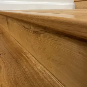 Solid Oak T&G Nosing 60x26mm - 15mm Floors - 0.9m Length - Lacquered