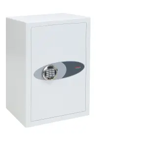 Phoenix Venus HS0670E Size 4 Grade 0 with Electronic Lock. Fitted with an internal lockable coffer for added security.