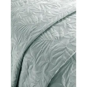 Luana Pinsonic Quilted Bedspread