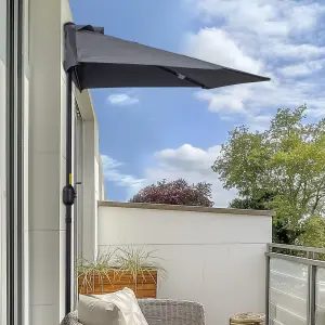 Outsunny 2.7m Metal Frame Garden Furniture Parasol Half Round Umbrella