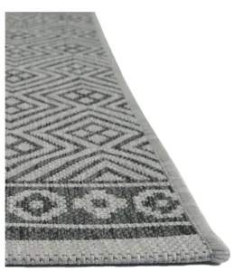 County Collection Geo Grey Indoor/Outdoor Rugs  11344A