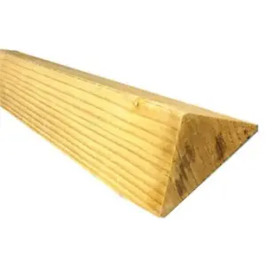 PACK OF 15(Total 15 Units)-47mm x 50mm (2x2")(45mm x 45mm Finish) Tri Fillet Triangular Timber-2.4m Length