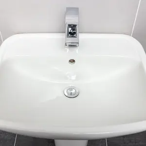 Thornfield White Ceramic Basin Sink & Pedestal with 1 Tap Hole