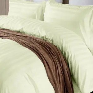 Florane Microfibre 250 TC Reversible Modern & Contemporary Duvet Cover Set with pillow cases Ochre / Super King Duvet Cover + 2  Standard Pillowcases