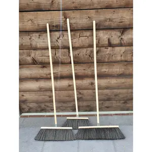 Traditional Wooden Broom with Extra Long Medium Soft Bristles (40 cm / 16 in, With Handle)