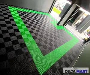 premium PVC Interlocking Vented Garage Mat Green Dimensions 40cm x 40cm x 2cm