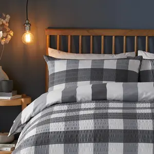 Seersucker Cotton Blend Chequered Duvet Cover Set with Pillowcases Charcoal / Super King - 2 Standard Pillowcase