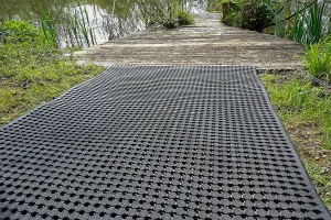 Anti-Slip Hard-Wearing Rubber Walkway Utility Mat 100cm x 10m Roll Black