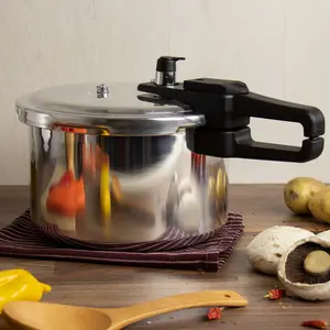 Stove Top Pressure Cooker 4L