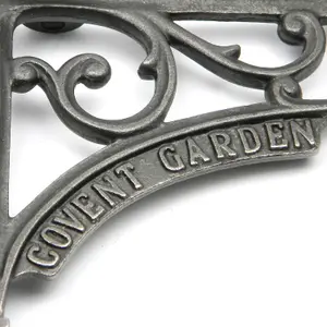 Oakcrafts - Pair of Antique Cast Iron Covent Garden Shelf Brackets - 180mm x 200mm