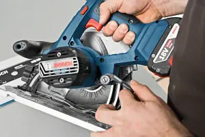 Bosch 18v GKS 18V-57 G 165mm Cordless Circular Saw Inc Guide Rail Base 2 x 5.0ah