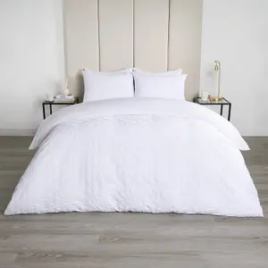 OHS Geometric Embossed Duvet Set, White - Double