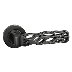 UAP ORO & ORO - Bee Lever - Round Rose Black Door Handle for Internal Doors - Easy Installation with Bolt-Through Fixing