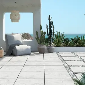 Glen Matt White Concrete Effect Porcelain Outdoor Tile - Pack of 1, 0.72m² - (L)1200x(W)600