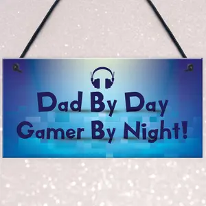 Novelty Gamer Gift For Dad Neon Effect Gaming Hanging Man Cave Sign