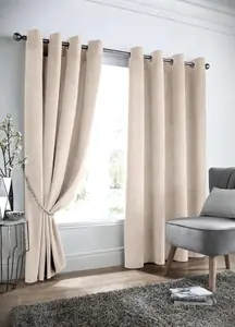 Velvet Blackout 90" x 72" Cream (Ring Top Curtains)