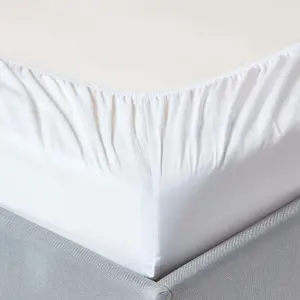 Homescapes White Egyptian Cotton Fitted Sheet 200 TC, Small Double