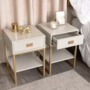 Melody Maison Large 3 Drawer Chest of Drawers and Pair of Bedside Tables - Elle Stone Range