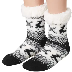 Fluffy socks with reindeer motif  black /white - black/white