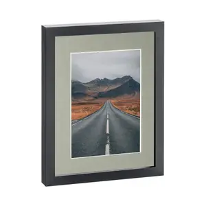 Photo Frame with 5" x 7" Mount - 8" x 10" - Grey Mount