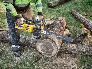 DEWALT DCMCS575N XR FlexVolt Chainsaw 50cm Bar 54V Bare Unit