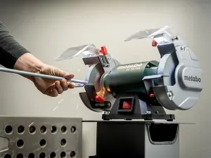 Metabo DS 200 Plus 600W Bench Grinder for Precision Grinding and Sharpening Tasks