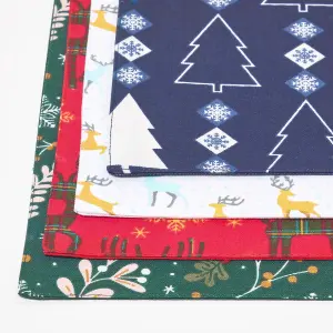 Homescapes Festive Forest Green Christmas Placemats, Set of 4