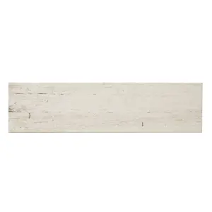 Colours Worn wood Grey Matt Wood effect Textured Porcelain Indoor Wall & floor Tile, Pack of 11, (L)600mm (W)150mm