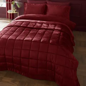 Catherine Lansfield Kingsley Matt Velvet Quilted 220x220 cm Bedspread Raspberry