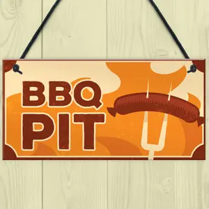 BBQ Pit Sign Novelty Garden Summerhouse Man Cave Sign Home Gift For Men