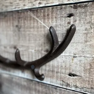 Cast Iron Antler Decorative Wall Hook Rack