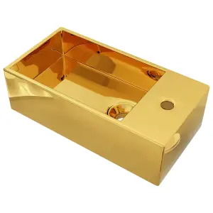 Berkfield Wash Basin with Overflow 49x25x15 cm Ceramic Gold