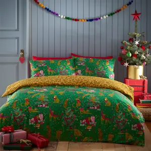 furn. Purrfect Christmas Festive Reversible Duvet Cover Set