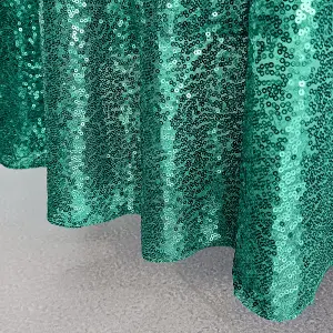 Neel Blue 50 Inch Round Sequin Tablecloth, Emerald Green