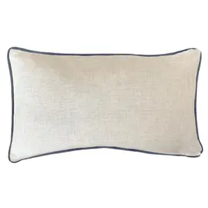 Evans Lichfield Oakwood Robins Rectangular Polyester Filled Cushion