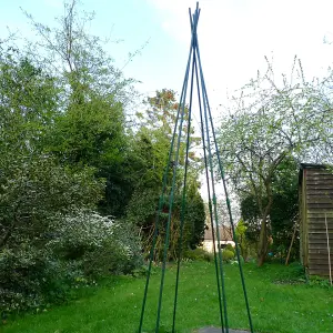 GardenSkill Pea and Runner Bean Wigwam Teepee Grow House Plant Support Frame 2.4m H